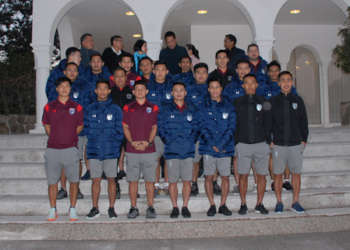 La embajadora de Tailandia recibe a su selección de fútbol sala