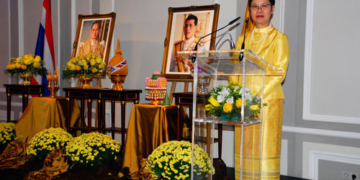 Natenapa Kongsri, durante su discurso./ Fotos: AR