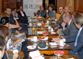 El futuro en España tras el 26-J, en las Tertulias de The Diplomat