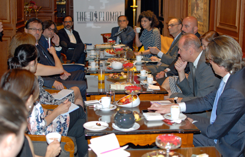 El futuro en España tras el 26-J, en las Tertulias de The Diplomat