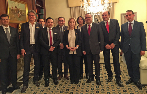 La ministra de Turismo de Túnez reclama a la UE apoyo para consolidar su democracia