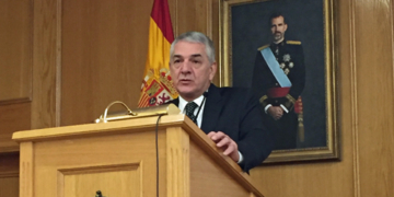 «Una organización terrorista que lucha contra otra sigue siendo terrorista»