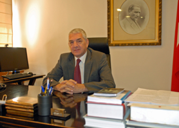 «De acuerdo a las leyes internacionales, EEUU tiene la obligación de extraditar a Gülen»