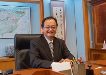 «España y Japón, si colaboran sus empresas, lograrán una competitividad global muy positiva»