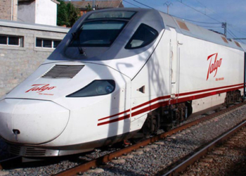 Un tren de Talgo se convierte en el más rápido de la India