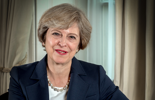 La convocatoria electoral de May hace peligrar la visita de los Reyes al Reino Unido