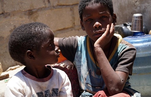 La Cooperación Española financia proyectos de apoyo a la infancia en Haití y Mauritania