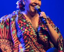 Concierto de jazz mexicano con la cantante Tonana, en Casa de México