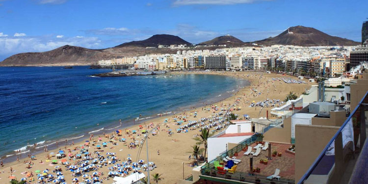 Exceltur calcula que 2020 cerrará con una actividad un 64,7 % inferior a la de 2019.