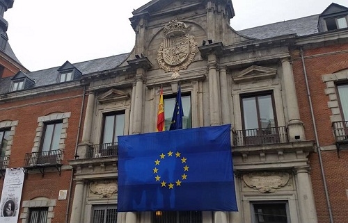 Los españoles son los más optimistas, proeuropeos y liberales de la UE