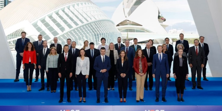 La Presidencia española confía en que se firme el acuerdo comercial UE-Mercosur a primeros de 2024