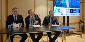 Uzbekistan Airways abre el primer vuelo directo Taskent-Barcelona