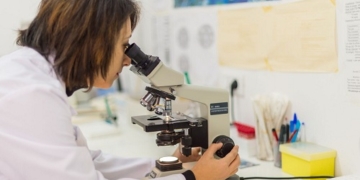 UpM y OMS unen fuerzas contra el cáncer de mama y de cuello uterino