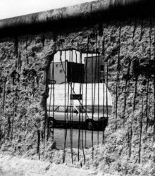 Casa América muestra la caída del Muro desde el lado este de Berlín