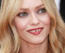 Vanessa Paradis presenta su último álbum en el Teatro Nuevo Apolo