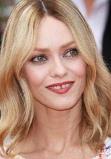 Vanessa Paradis presenta su último álbum en el Teatro Nuevo Apolo