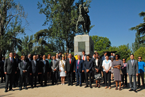 El embajador de Venezuela espera mayor cooperación con Pedro Sánchez