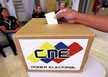 Exteriores desaconseja viajar a Venezuela «salvo extrema necesidad» ante el 20-M