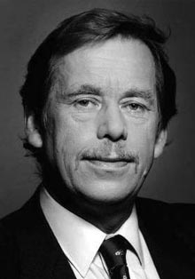 El Congreso de los Diputados recuerda a Václav Havel con una exposición