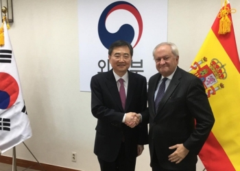 Valenzuela informa a Seúl sobre el asalto a la Embajada de Corea del Norte en Madrid