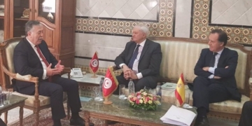 España se compromete a incrementar la presencia de sus empresas en Túnez