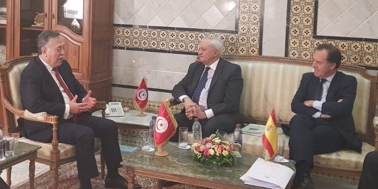 España se compromete a incrementar la presencia de sus empresas en Túnez