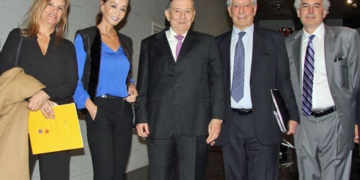 La Embajada de Perú ofreció su propio homenaje al escritor Mario Vargas Llosa