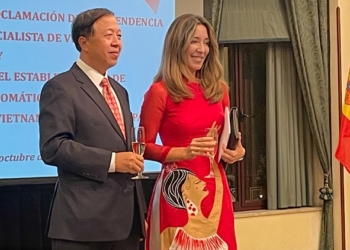 El embajador Hoang Xuan Ha subraya el potencial económico de Vietnam