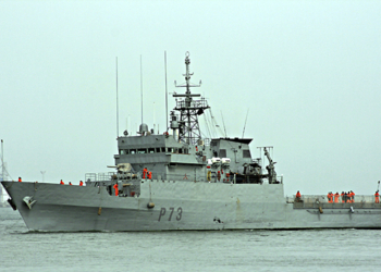 El patrullero de la Armada Española ‘Vigía’, desplegado en el Golfo de Guinea, hace escala en Angola