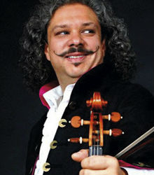 Fundación Excelentia presenta al violinista Roby Lakatos