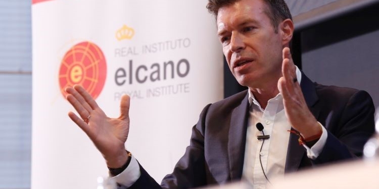 Los españoles son más europeístas que los franceses pero valoran menos el gasto europeo en defensa