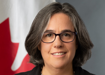 La embajadora Wendy Drukier.