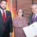 La embajadora de Canadá recibe la Medalla de Honor del Cuerpo de la Nobleza de Asturias