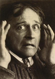 El Instituto Polaco exhibe los ‘Carteles de Witkacy’ en el Réplika Teatro