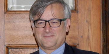 Ybáñez recibe críticas del PP y C’s por sus tuits durante las elecciones rusas