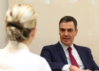 Sánchez promociona a la extrema izquierda de Díaz y el PP absorbe a Ciudadanos