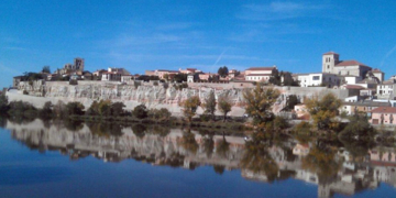 El espejo de Zamora a la vera del río Duero