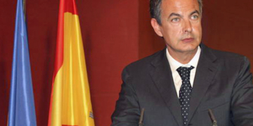Zapatero vuelve a Caracas para mediar en la crisis venezolana