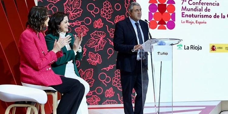 La OMT destaca su papel como «puente entre los líderes públicos y privados» en FITUR