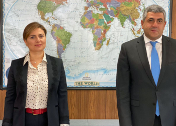 La embajadora del Líbano y el secretario general de la OMT se reunieron el jueves en Madrid./ Foto: OMT