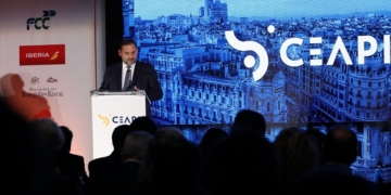 Ábalos insta a reforzar la relación empresarial con América Latina para mitigar el Brexit