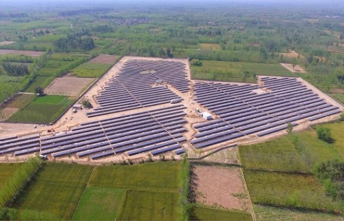 Abengoa concluye su primera planta fotovoltaica en India