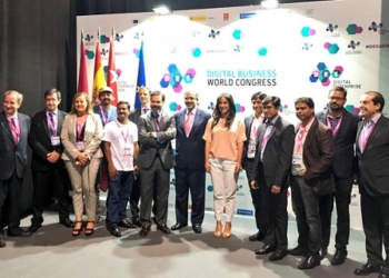 El embajador Venkatesh Varma inaugura el pabellón de India en la feria digital de Madrid