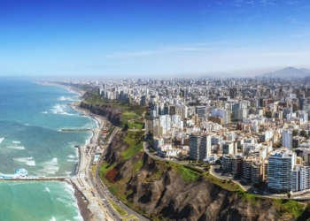 Acciona, Sacyr y Ferrovial construirán una gran autopista en Lima por 3.100 millones euros