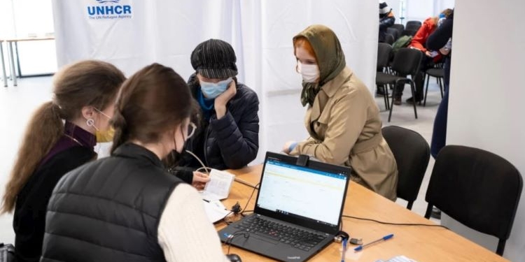 AECID ayuda con 300.000 euros a Ucrania y los países limítrofes para acoger refugiados