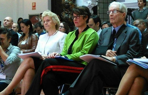 ACNUR y Defensora del Pueblo coordinan con las administraciones la acogida de refugiados