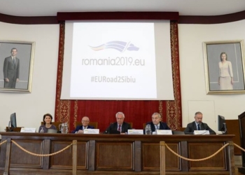 Josep Piqué: «A la democracia y a Europa hay que regarlas todos los días”