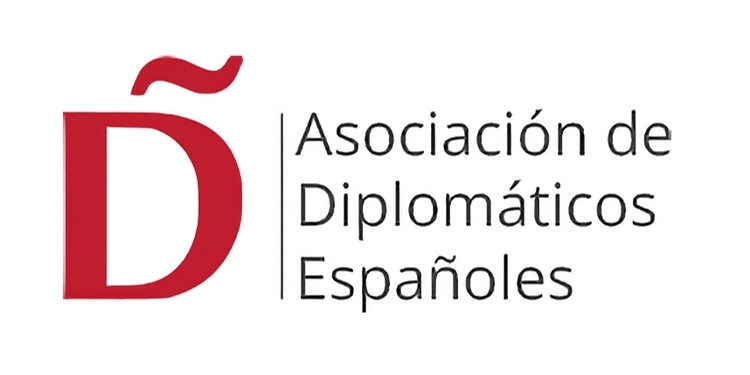 ADE cree que el Reglamento de la Carrera potencia el peso de los diplomáticos en los nombramientos