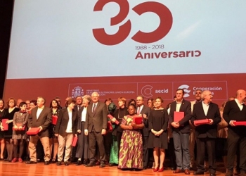 Borrell asegura que transferirá fondos no utilizados del Ministerio a la Cooperación