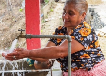 España aportó en 2022 más de 30 millones para agua y saneamiento en Iberoamérica y África